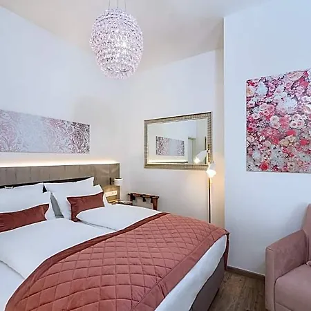 Hotel Boutique Rose 4*