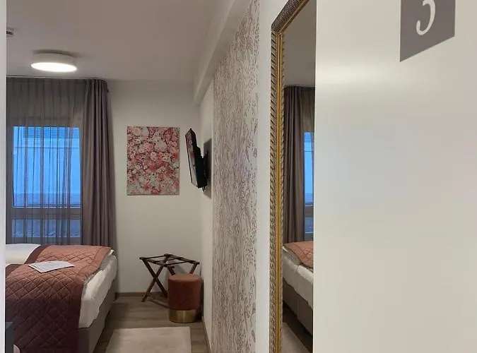 ホテル Boutique Rose 4*